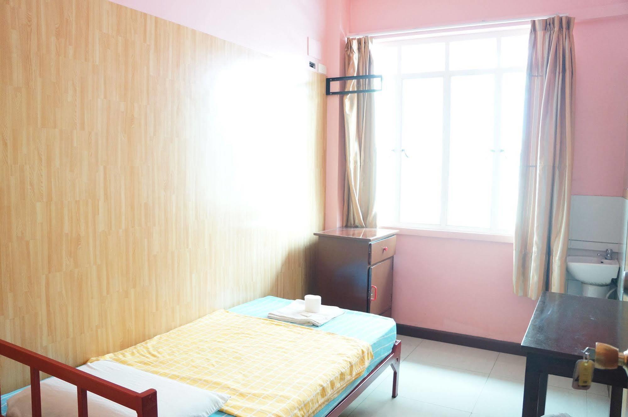 Daylight Inn Davao City Extérieur photo