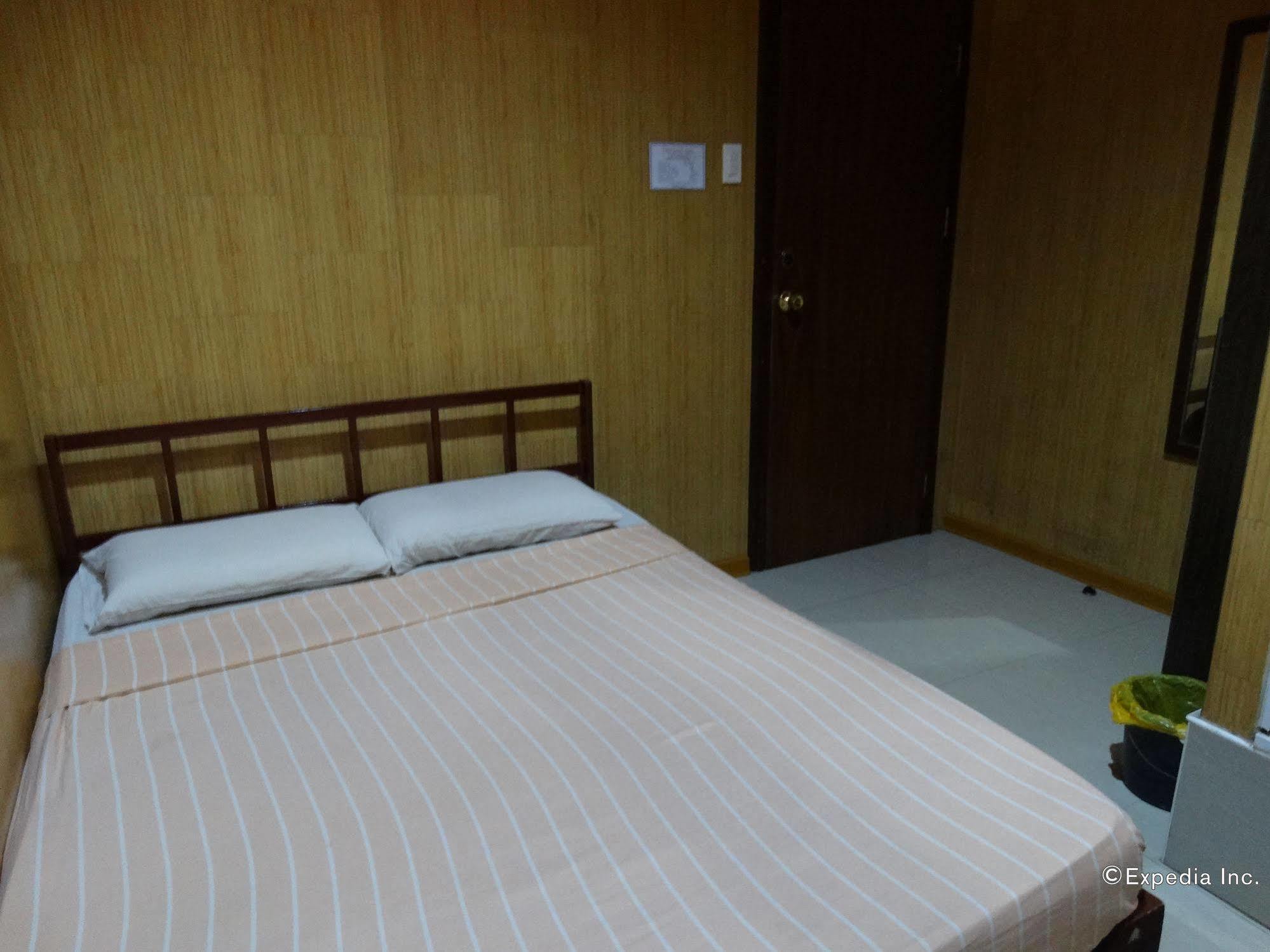 Daylight Inn Davao City Extérieur photo