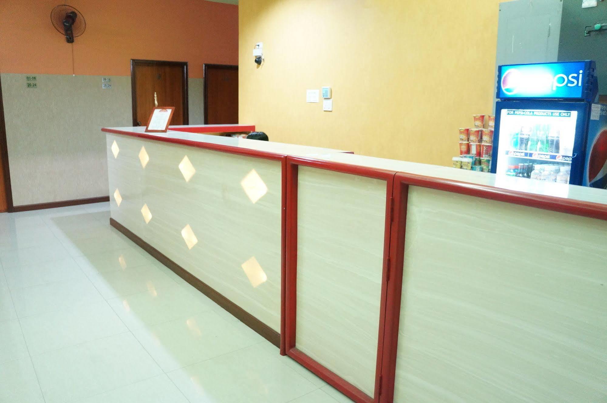 Daylight Inn Davao City Extérieur photo