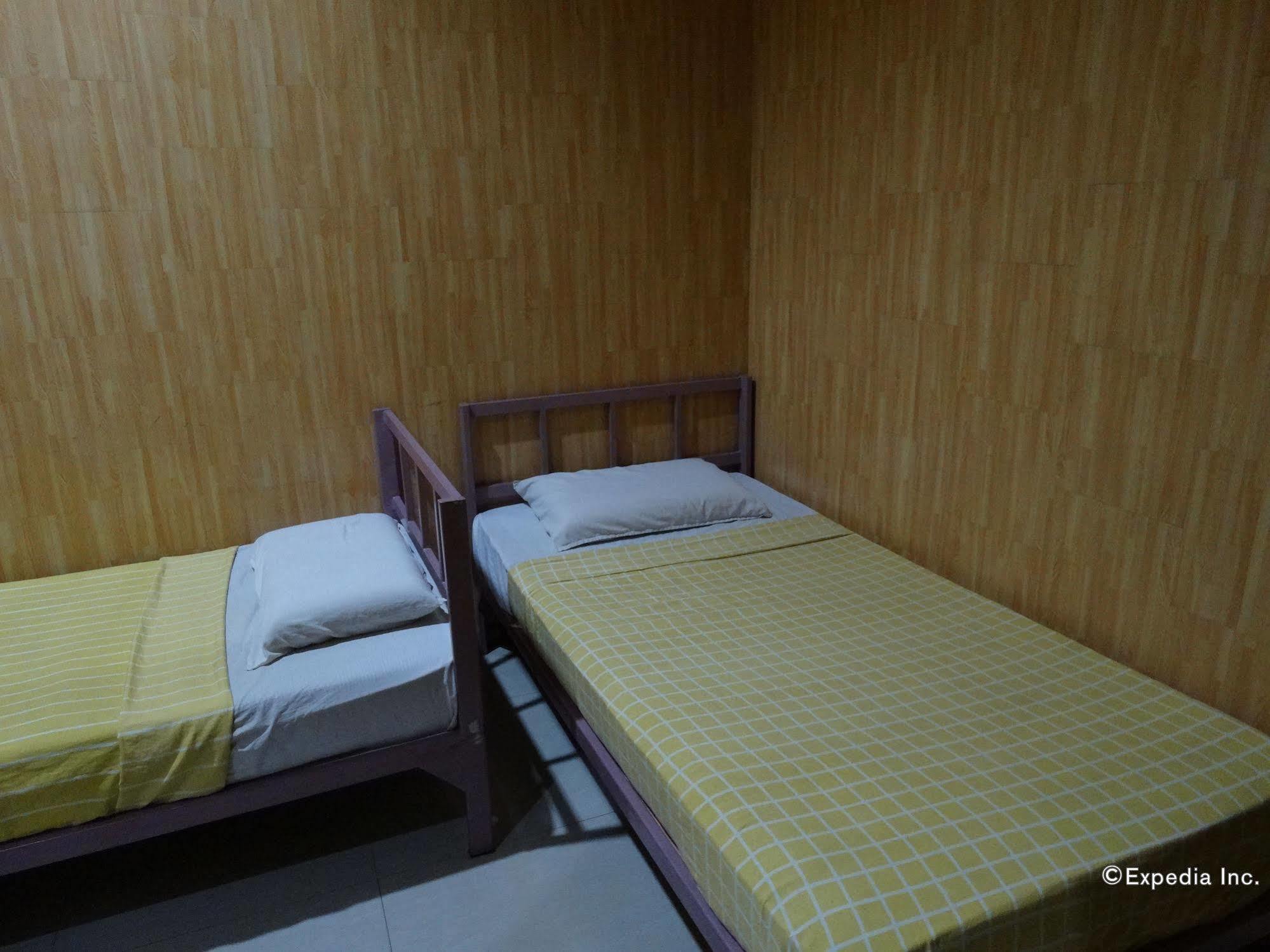 Daylight Inn Davao City Extérieur photo