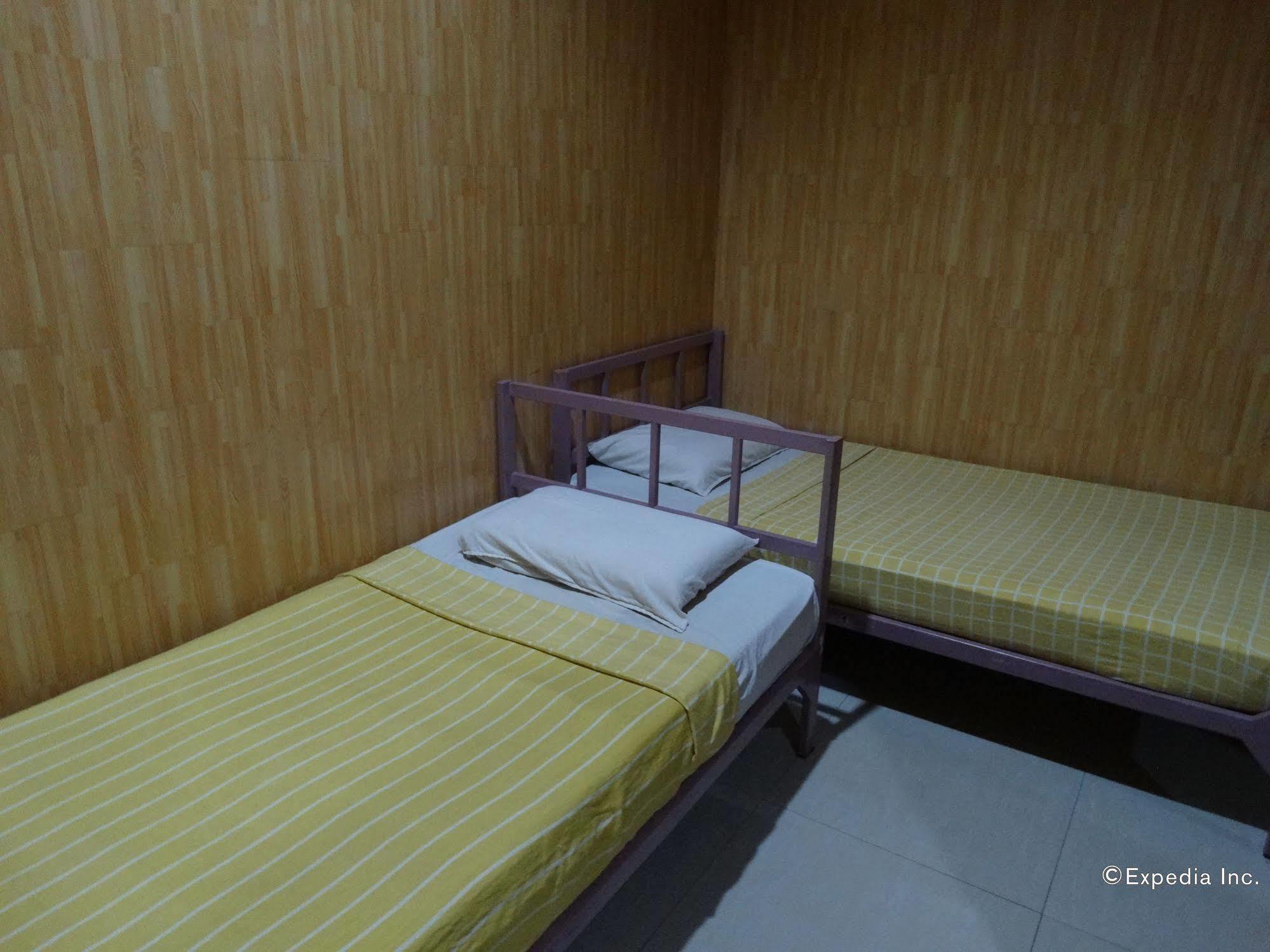 Daylight Inn Davao City Extérieur photo
